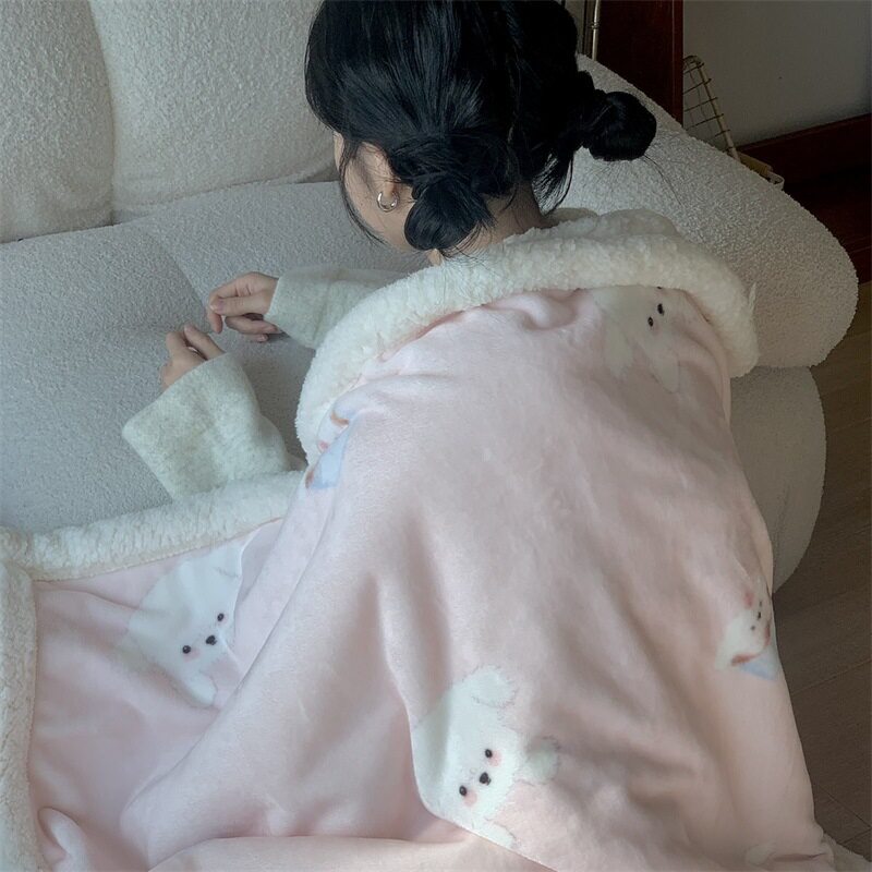 Thickened Lamb Fleece Blanket Office Nap Winter Shawl Blanket Coral Fleece Air Conditioning Sofa Cover Blanket Kindergarten