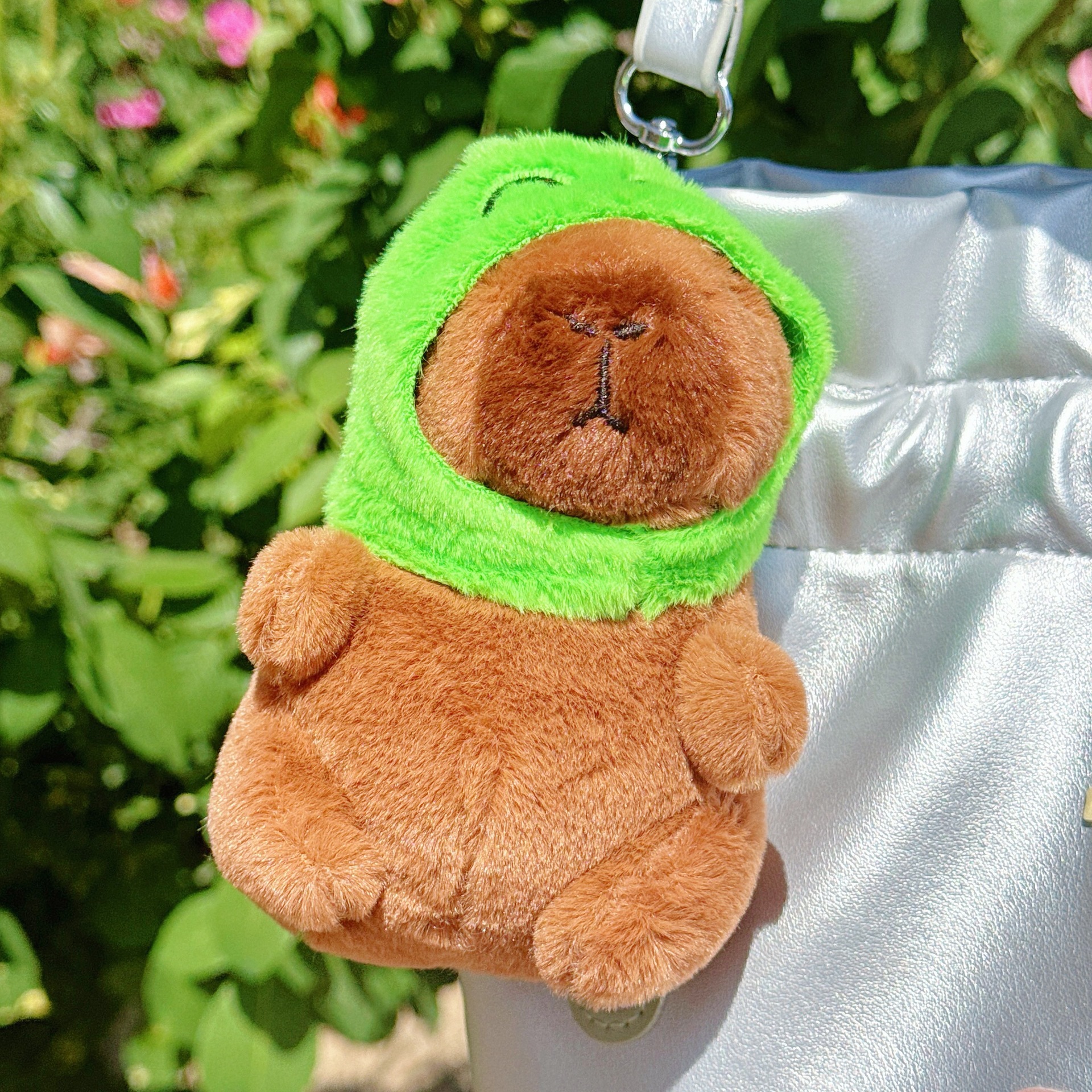 可爱卡皮巴拉公仔水豚鼠毛绒玩具玩偶钥匙扣书包挂件抓机娃娃批发