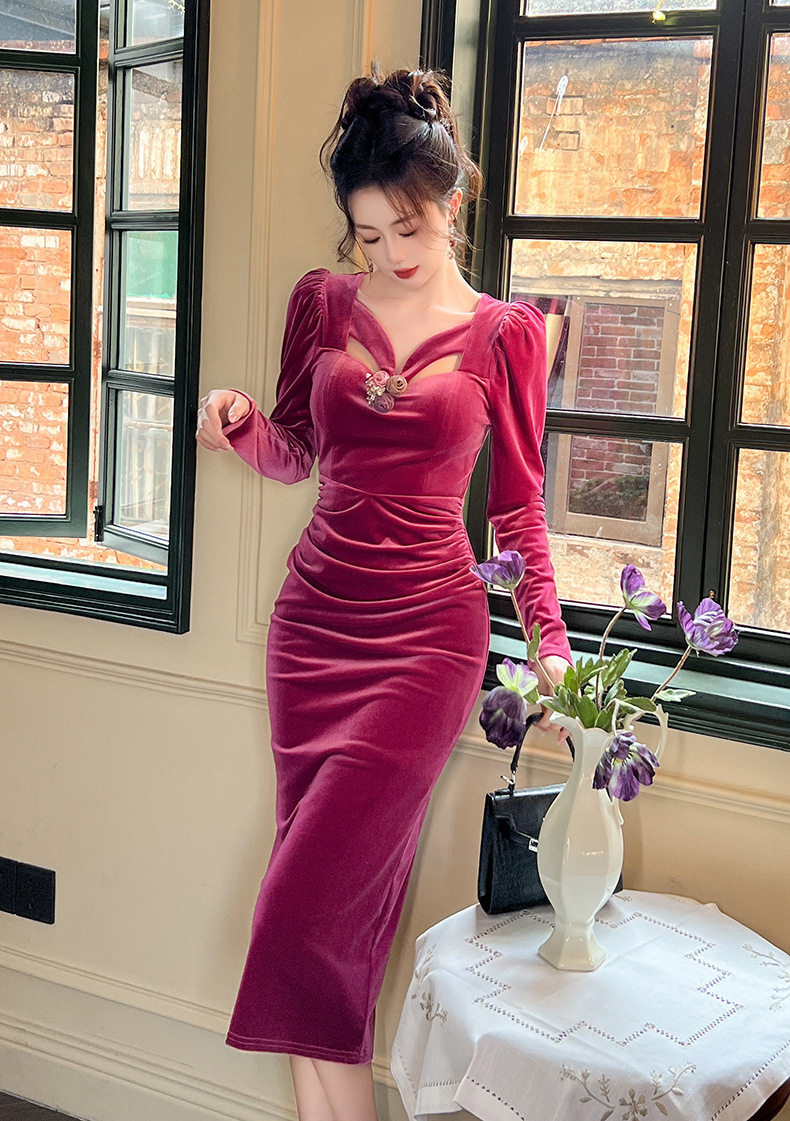 Đầm nhung ôm body cổ vuông khoét lỗ dáng dài nữ — Hoa violet