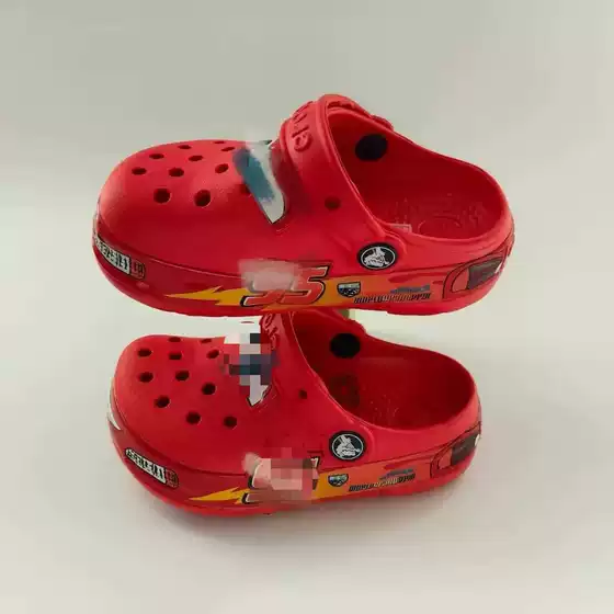 Children's Cartoon Clogs Car Boys and Girls Shoes Outdoor Breathable Casual Beach Shoes Baotou Sandals with Lights