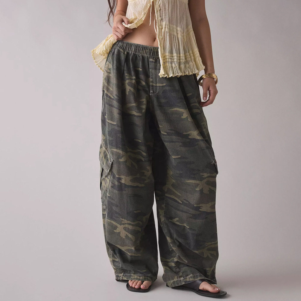 Womens Casual Loose Fit Camouflage Cargo Pants Multi Pocket Design Fall Winter Collection Wholesale Available