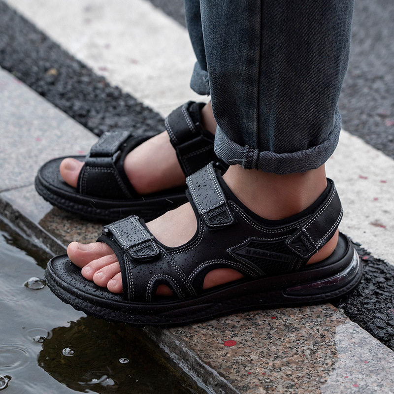Dép Sandal Nam Quai Dán Mềm Mại Thoáng Khí Chống Trượt Chiều Cao Đế Khoảng 4cm Màu Đen