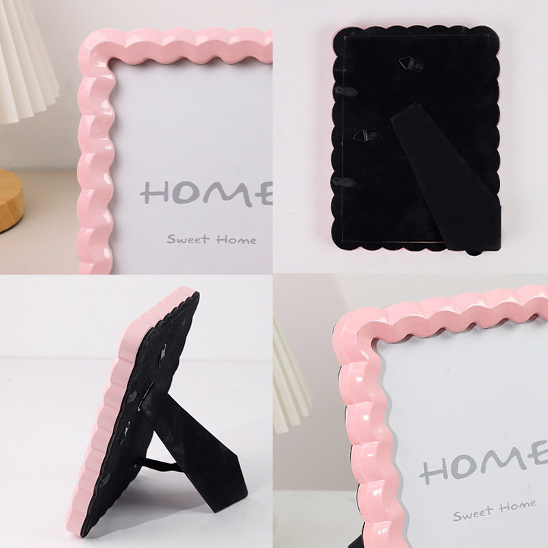 Nordic Solid Color Wave-Shaped Resin Photo Frame, Dual-Purpose for Hanging or Display, Perfect Home Decoration, Cross-Border Bestseller 5*7