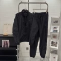 Black clothes and black pants {set}