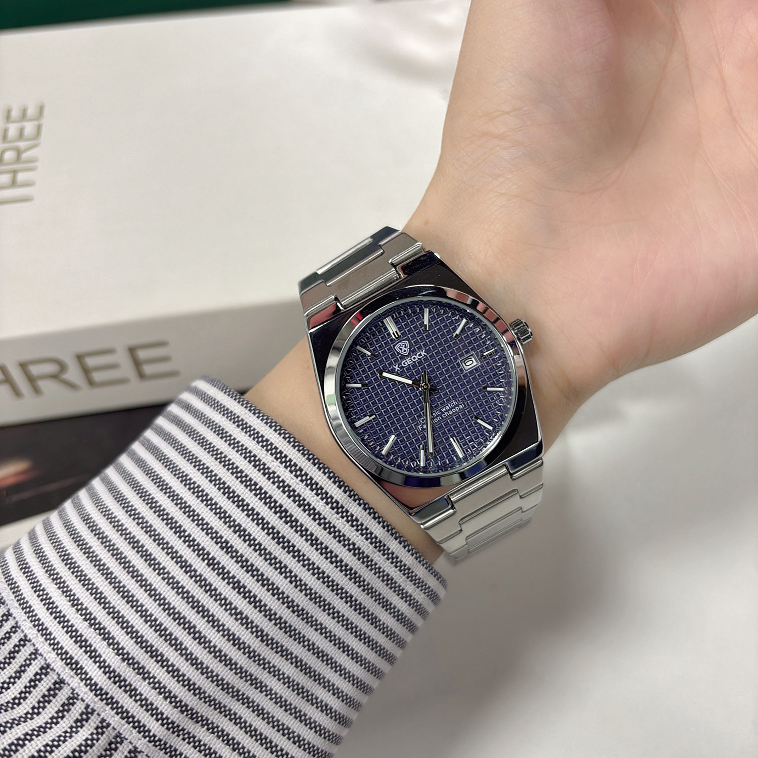 O1CN01wXJpmw1s4blgL6B0r !!2207278445713 0 cib