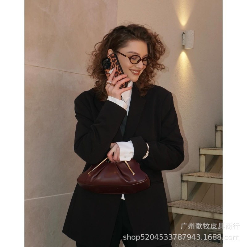 O1CN01waFyGd252rHJMB4Wm !!2219565497469 0 cib