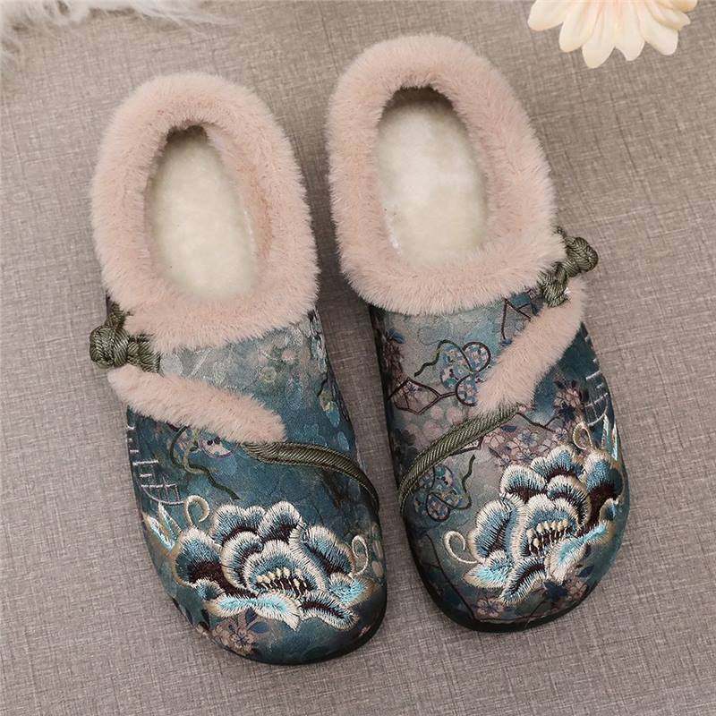 New Winter Beijing Cotton Shoes, Thickened Ethnic Middle-Aged and Elderly Soft-Soled Mother's Chinese Han Dynasty Embroidered Shoes for Women