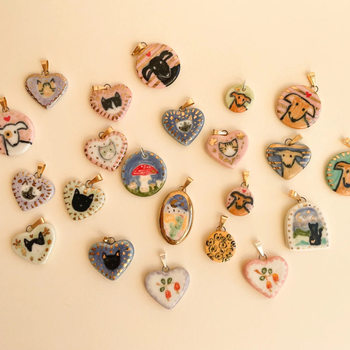 European and American Cross-Border New Fashion Simple Heart Series Pendant DIY Oil Painting Series Color-Preserving Accessories Wholesale