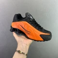 2 women【36-40】