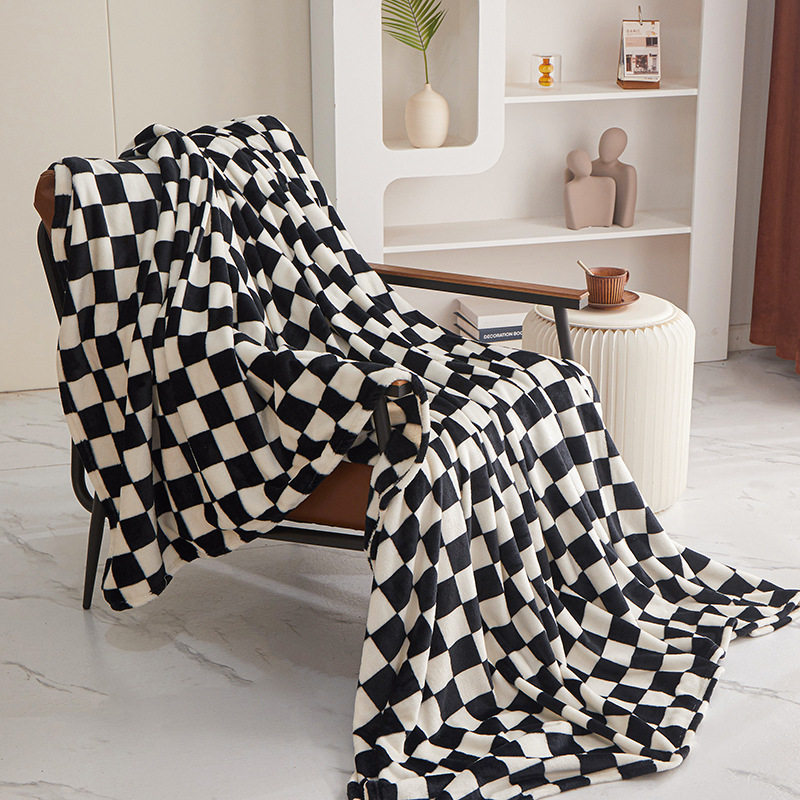 New Checkerboard Flannel Blanket Thickened Blanket Nap Blanket Foreign Trade Gift Blanket Wholesale