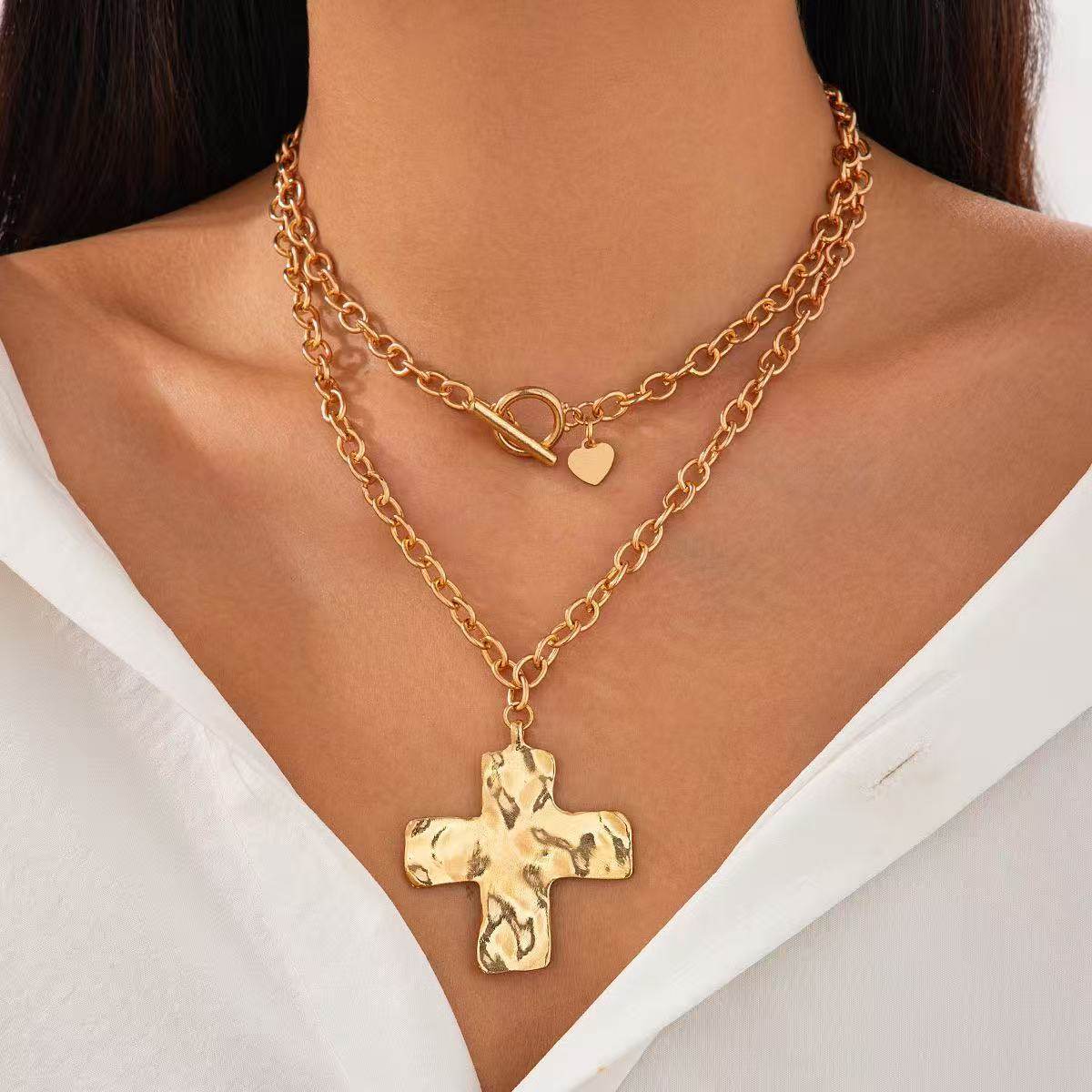 European and American Cross-Border Crystal Jewelry Punk Metal Cross Necklace Design Ot Chain Heart Pendant Necklace for Women