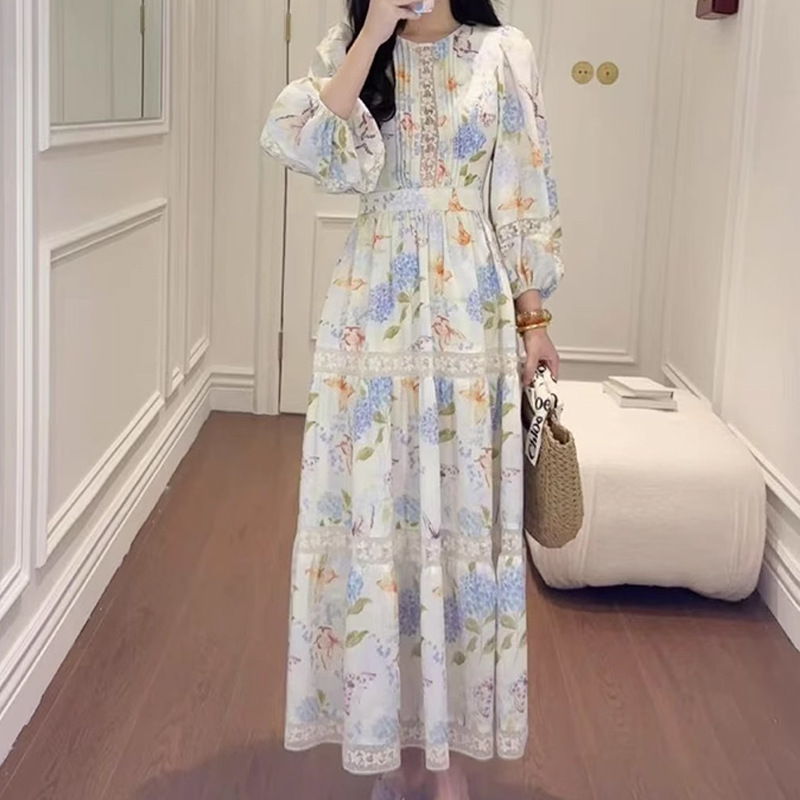 Đầm hoa cúc in họa tiết cổ tròn thắt eo phối ren Pháp dáng chữ A — Mẫu ngắn in hoa, Mẫu dài in hoa