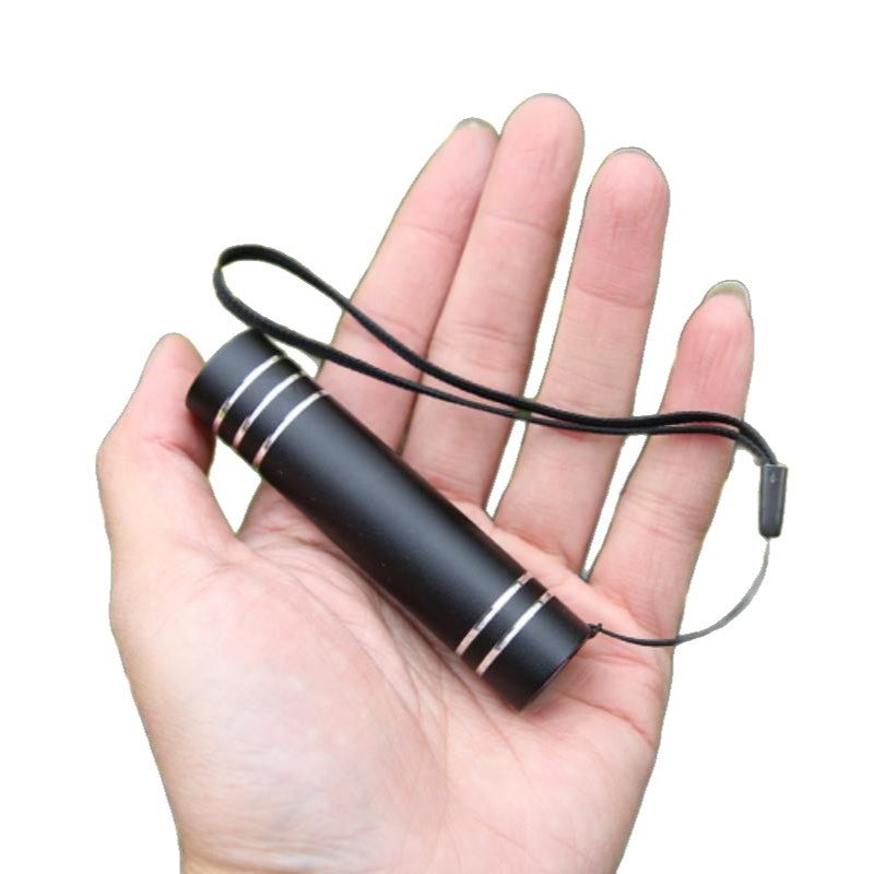 2025 New Foreign Trade Metal Mini Rechargeable Private Model Gift Hot-Selling Small Flashlight for Outdoor Camping