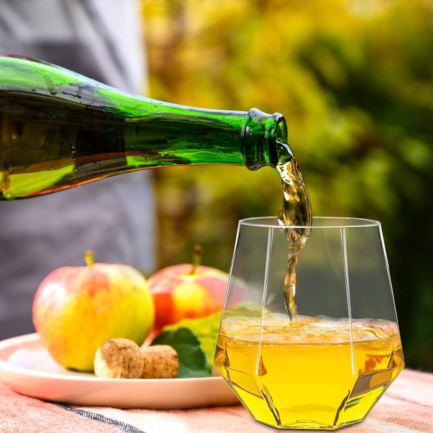 Amazon cross-border e-commerce feet-free wine cup 8oz 12oz 16oz egg-shaped plastic PET wine cup printable