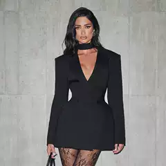 2025 New Autum Long-Sleeved European and American Style Fashionable Sexy Deep V Pure Color Casual Slim Suit Long-Sleeved Dress