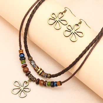 Europe and the United States cross-border hot trend personalized five-leaf clover beaded wax rope necklace sweater chain fashion earrings necklace suit