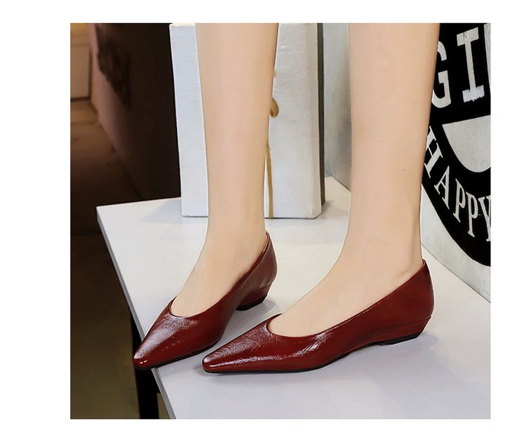 Giày Búp Bê Nữ Mũi Nhọn Da Bóng Chiều Cao Đế Khoảng 3cm Màu Đen, Nâu, Đỏ, Trắng chi tiết 13