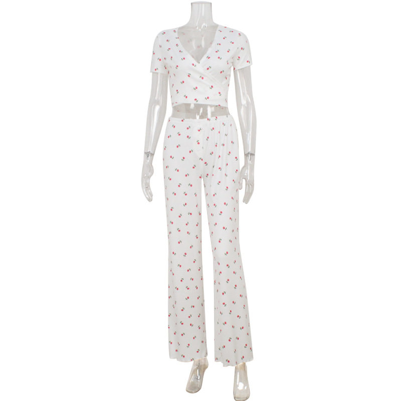 Womens Summer Floral Print Knit Short Sleeve Loungewear Set Slim Fit Stylish Comfortable Perfect for Home Relaxation