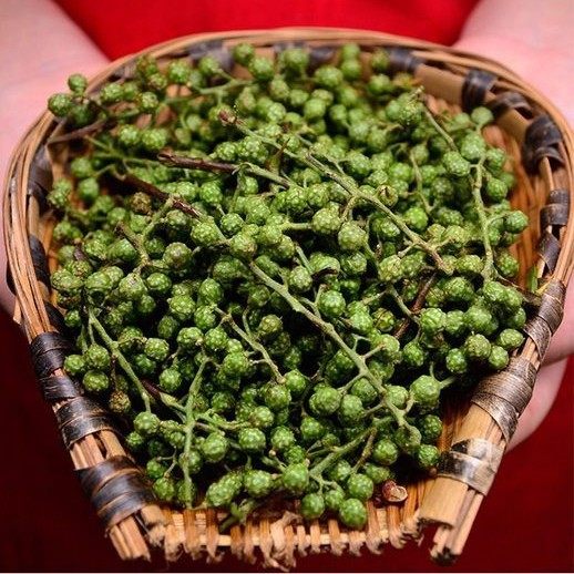 Catering Fresh Condiments Sichuan Peppercorns/Peppers, Green Peppers, Green Peppercorns, Raw Wet and Dry Sichuan Peppercorns, Raw Pepper Oil, Green Peppers