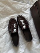 Cowhide ~ Grape Mom's Same Style Genuine Leather Retro Pleated Loafers for Women with Thick Heels and Lazy Flats Shoes