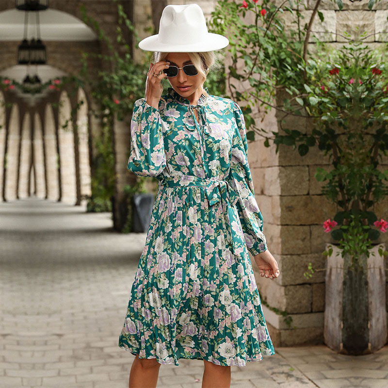 Vintage Floral Print Long Sleeve Dress Ruffled Design Round Neck Elegant Style Perfect for Casual or Formal Occasions