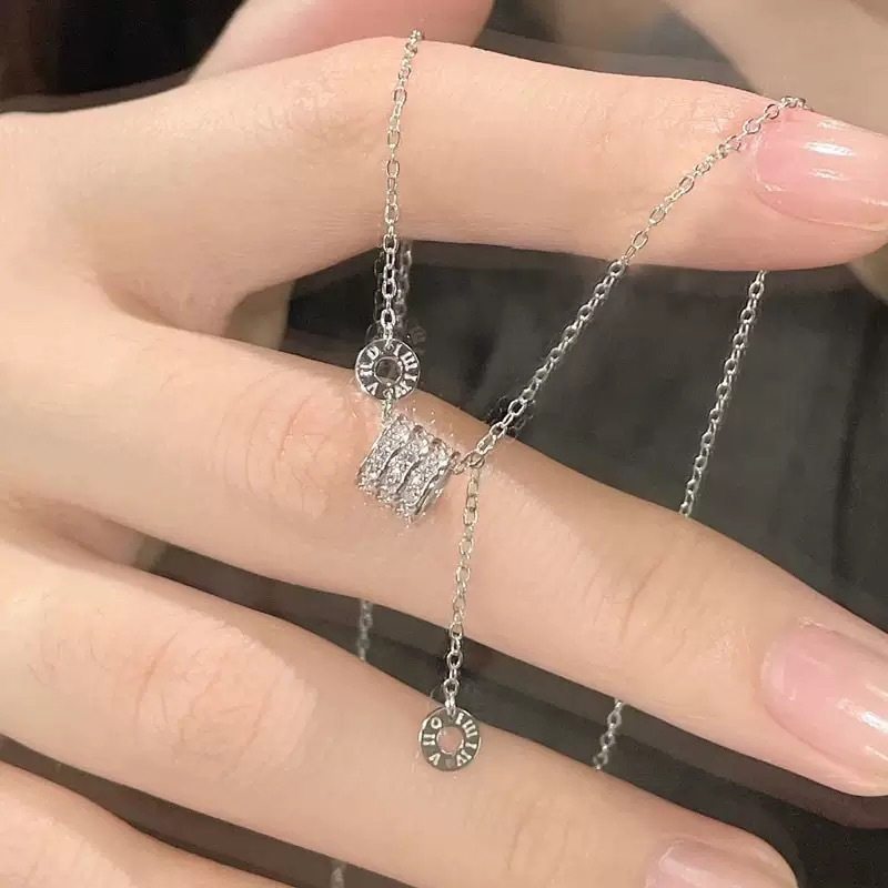 Kaiyi's New Sterling Silver Small Waist Tassel Necklace Full of Diamonds and High-End S925 Passepartout Pendant Clavicle Chain for Women