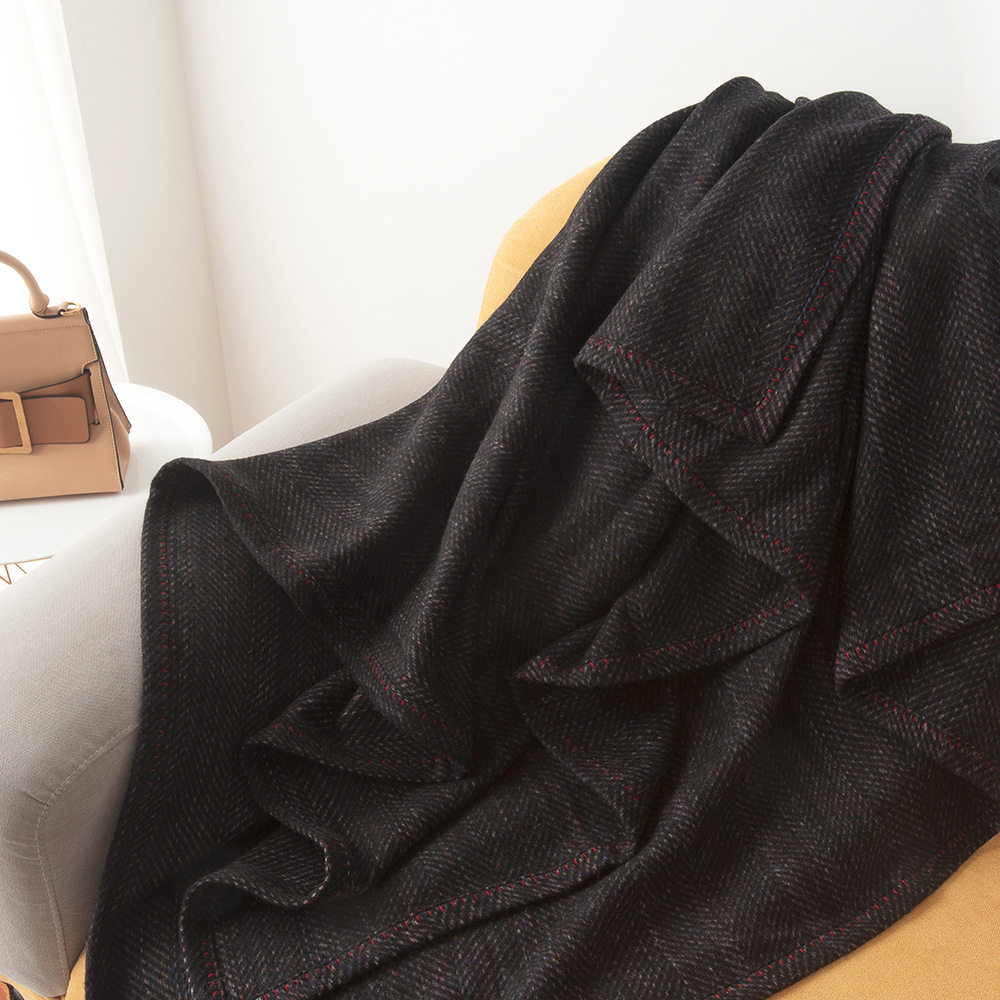 Office Sofa First Class Shawl Light Luxury Blanket Car Air Conditioning Blanket Airplane Blanket Aviation Nap Blanket Manufacturer