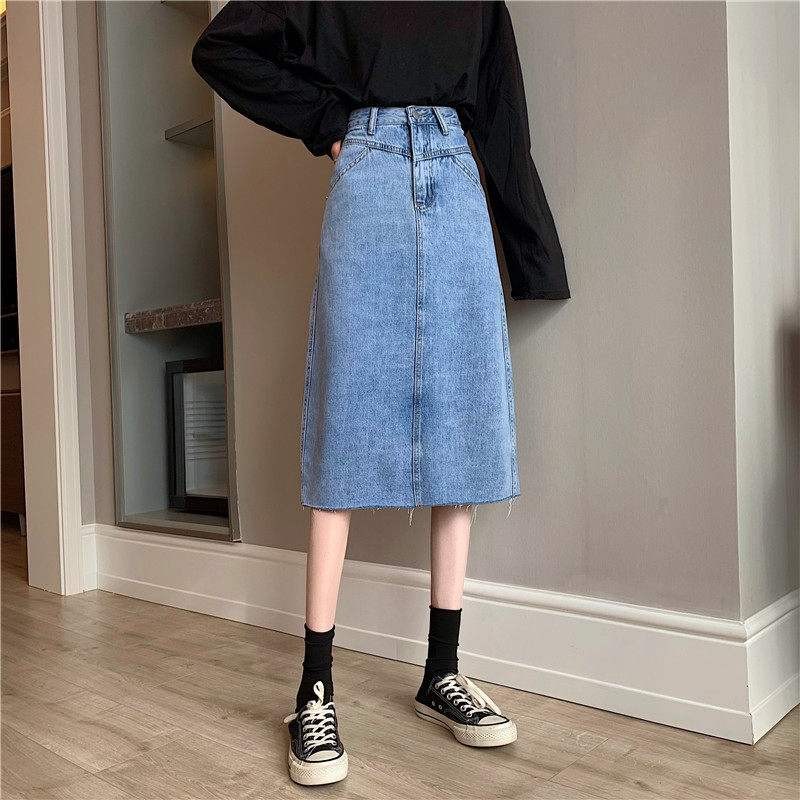 High Waisted A Line Denim Skirt Flattering Fit Split Hem Fringe Detail Casual Summer Style Wholesale Available