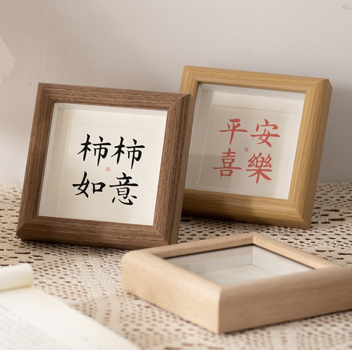 Hollow Photo Frame Table Mini Square 4-inch Picture Frame Wooden Calligraphy and Painting Joy Inspirational DIY Frame Oil Painting Frame