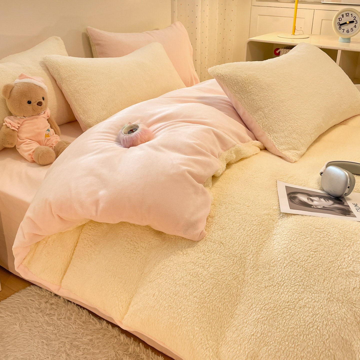 2025 New Lamb Velvet Milk Velvet Double Three or Four Piece Set Winter Thickeneded Warm Pure Color Bed Bed Sheets Quilt Cover