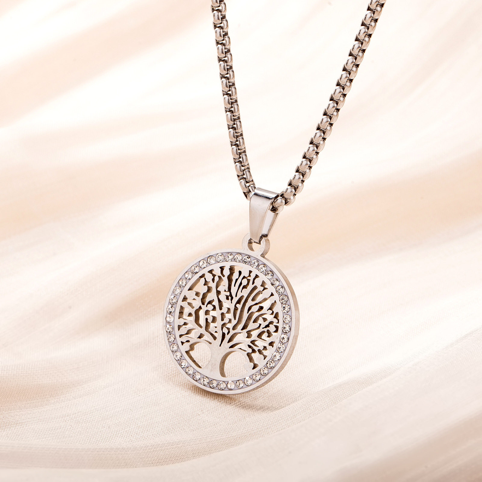 Tohm Tree of Life Titanium Steel Pendant Clavicle Chain Fashionable and Unique Hollow Stainless Steel Peace Tree High-End Necklace