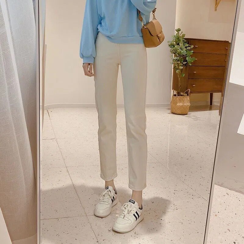 Womens High Waisted Wide Leg Jeans Casual Loose Fit Korean Style Straight Cut Versatile for Spring and Autumn