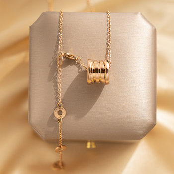 Fashionable Spring Small Waist Titanium Steel Necklace Women's Niche Light Luxury Color-free All-match Collarbone Chain Internet Celebrity Jewelry