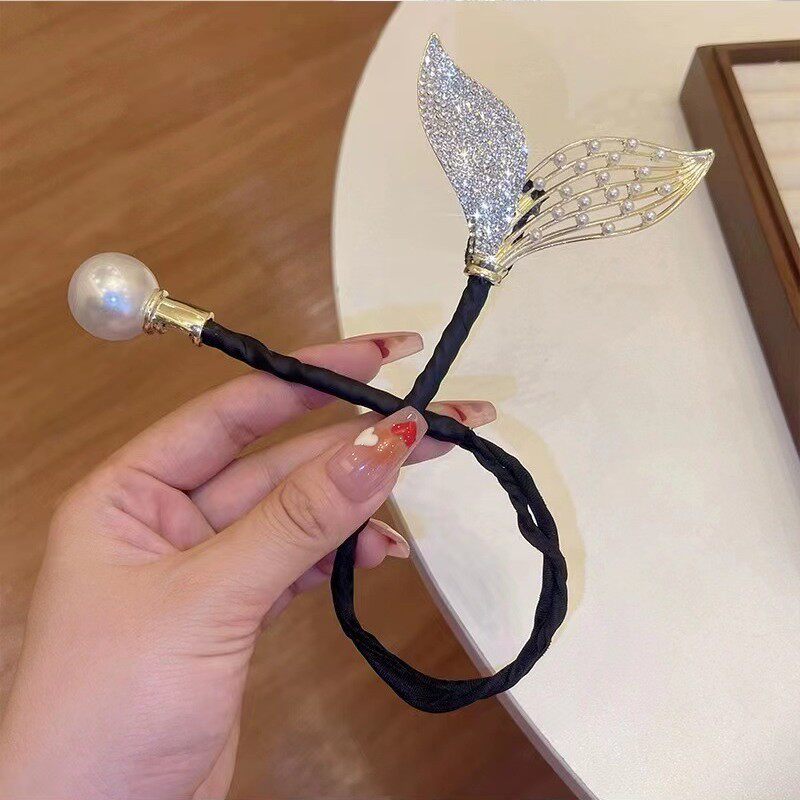 Platinum Hair Bun Feather Hair Styling Tool for Thick Hair at the Back of the Head, Twist Clip Lazy Hair Accessory Hairpin
