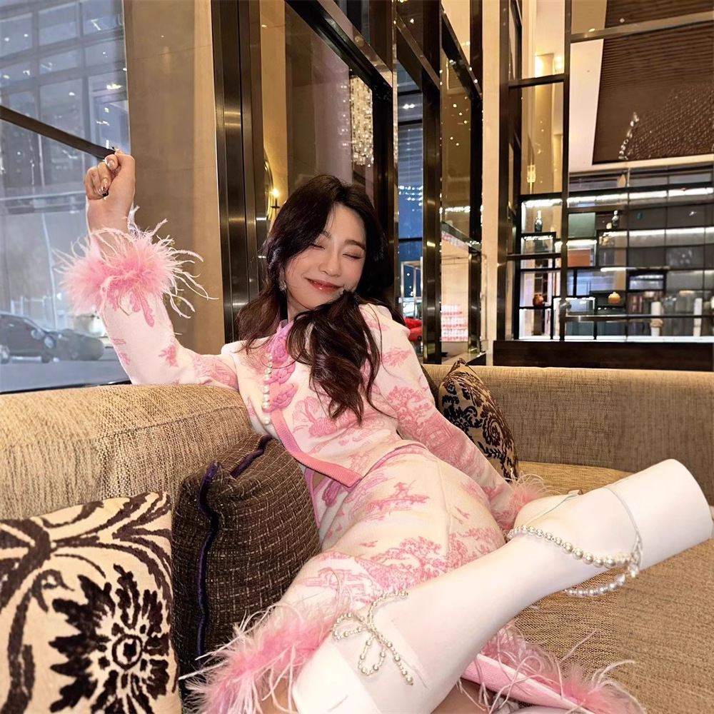(Mới) Mã B0357 Giá 4240K: Áo Len Nữ Dotdan Áo Len Họa Tiết Hoa Thời Trang Nữ Chất Liệu G06 Sản Phẩm Mới, (Miễn Phí Vận Chuyển Toàn Quốc).