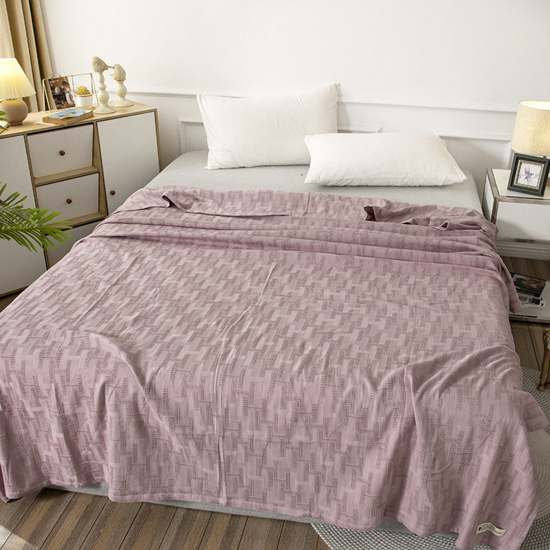 Class A cotton jacquard multifunctional thread blanket spring and autumn lunch break cotton towel blanket sheets summer cool quilt factory wholesale