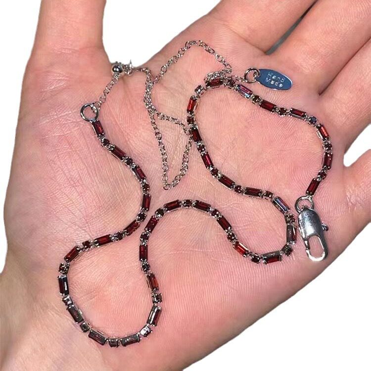 Zircon Necklace Red Necklace Niche Design Sweet Cool High-End Clavicle Chain Adjustable Versatile Retro Necklace for Women
