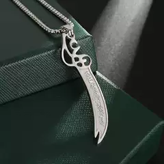 Cross-Border Popular Arabic Sickle Pendant Fashion Versatile Stainless Steel Necklace European and American Style Personalized Electroplated Jewelry Wholesale