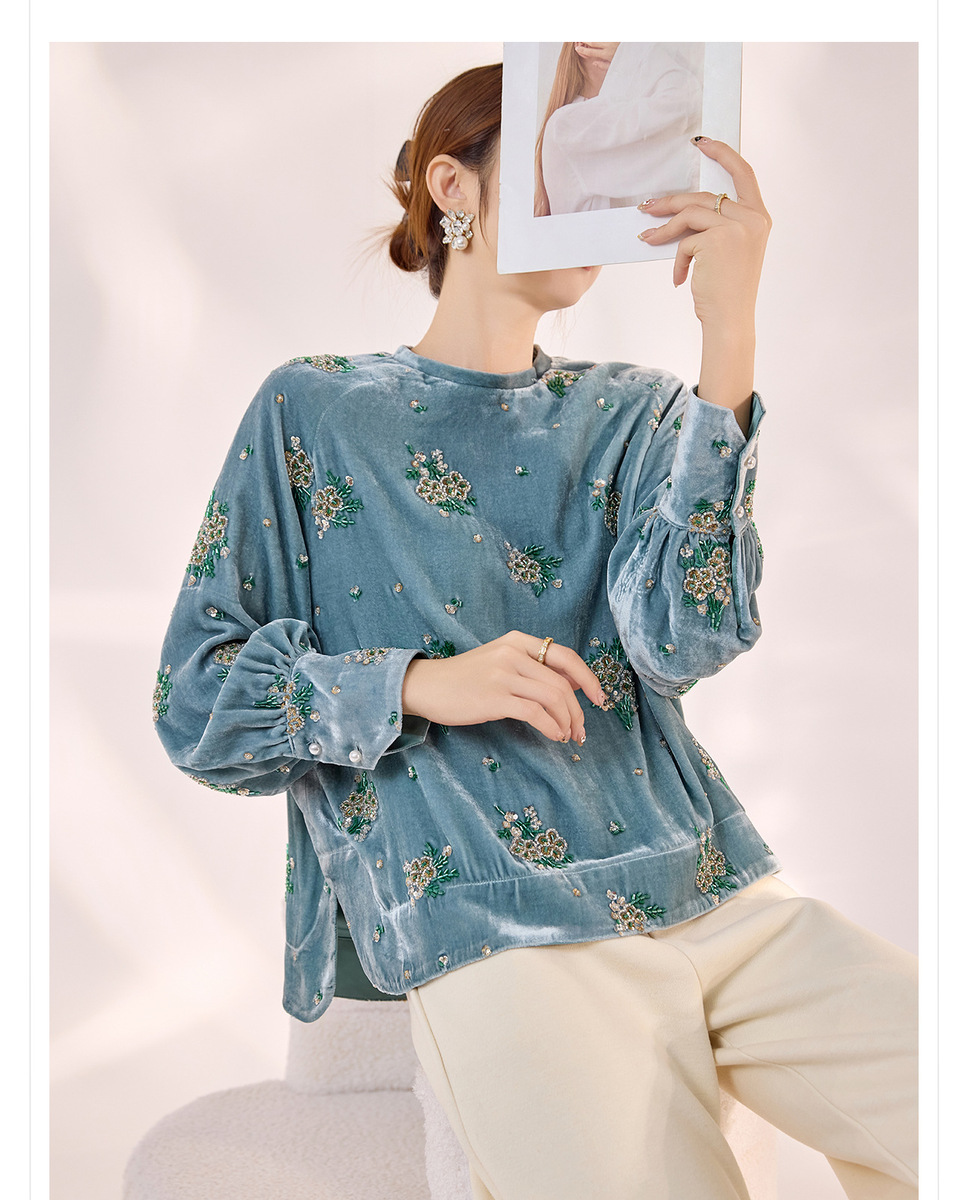 Áo sơ mi nữ cổ tròn tay dài thêu hoa đính cườm — Dương Tây Đỏ (Giao Hàng Ngay), Mực lụa đen (giao hàng trong ngày)