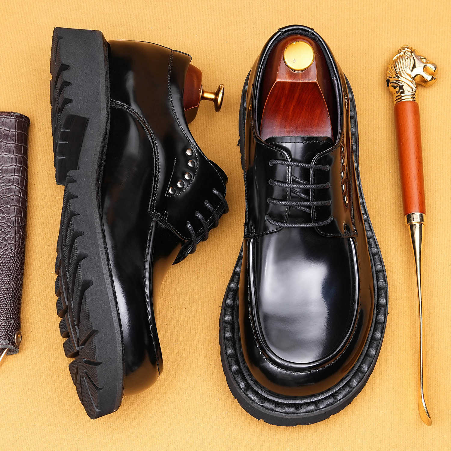 Giày Da Nam Chất Liệu Da Bò Đế Cao