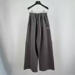 Correct Version B Cola crack worn trousers sweatpants smoky gray color matching loose version men's and women's same sweatpants