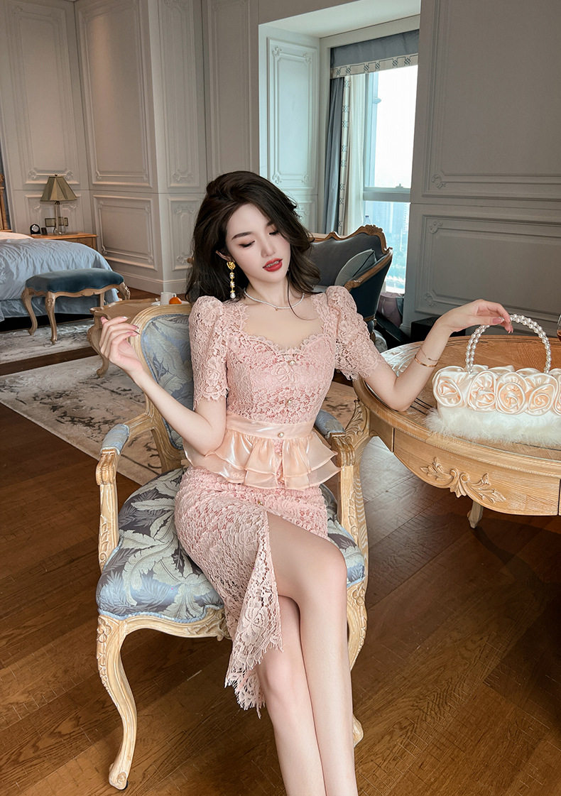 Đầm ren ôm body nữ cổ vuông tay ngắn họa tiết hoa fuchsia — [Hồng] chi tiết 11
