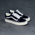 Anna os black and white bars low