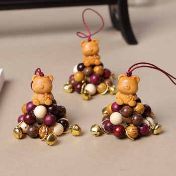 Creative DIY Red Panda Cute Deer Crayon Shin-Chan Maple Leaf Chestnut Girl Wind Chime Wooden Couple Phone Chain Pendant