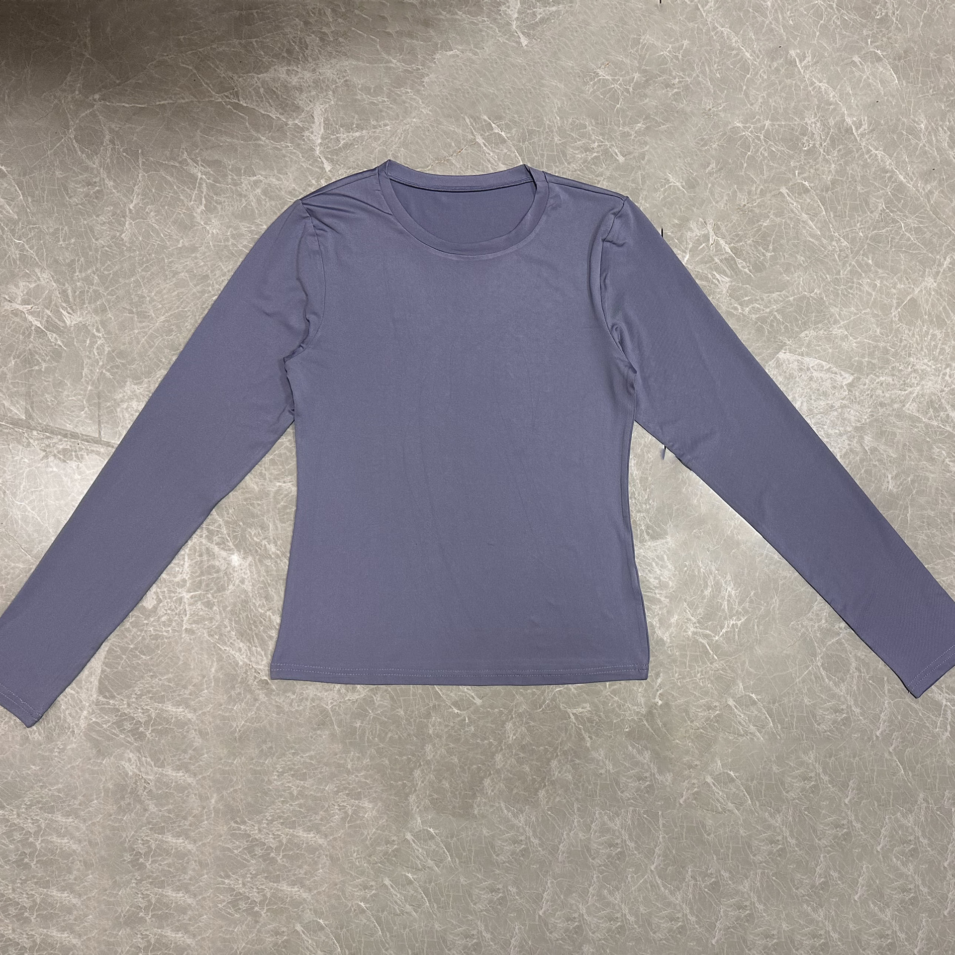 欧美女装休闲长袖t恤春秋纯色修身套头衫t恤女街装打底衫上衣