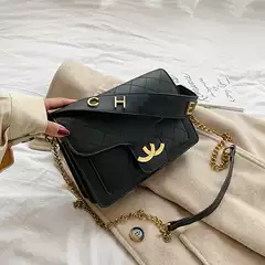 High sense 2023 autumn and winter New Fashion rhombus chain messenger bag all-matching ins super popular portable shoulder bag for women
