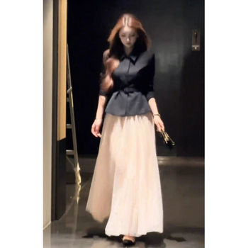 High-End Exquisite Elegant Small Fragrance Waist Jacket Gauze Skirt Women's 2025 Autumn and Winter New Style Royal Sister Fashion Two-Piece Set
