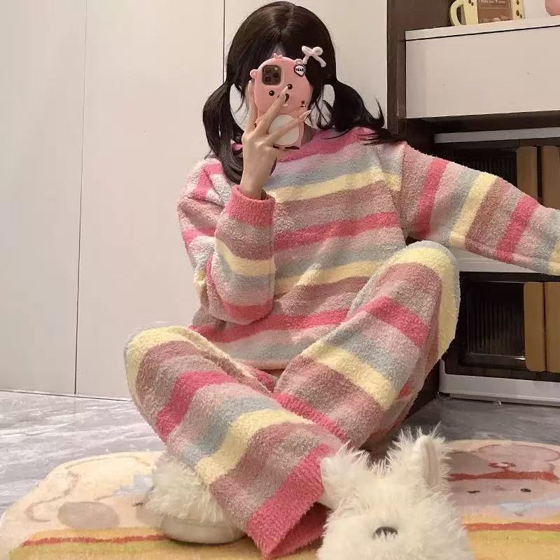 睡衣冬季女款珊瑚绒2025年新款冬天法兰绒秋冬家居服套装厂家直销