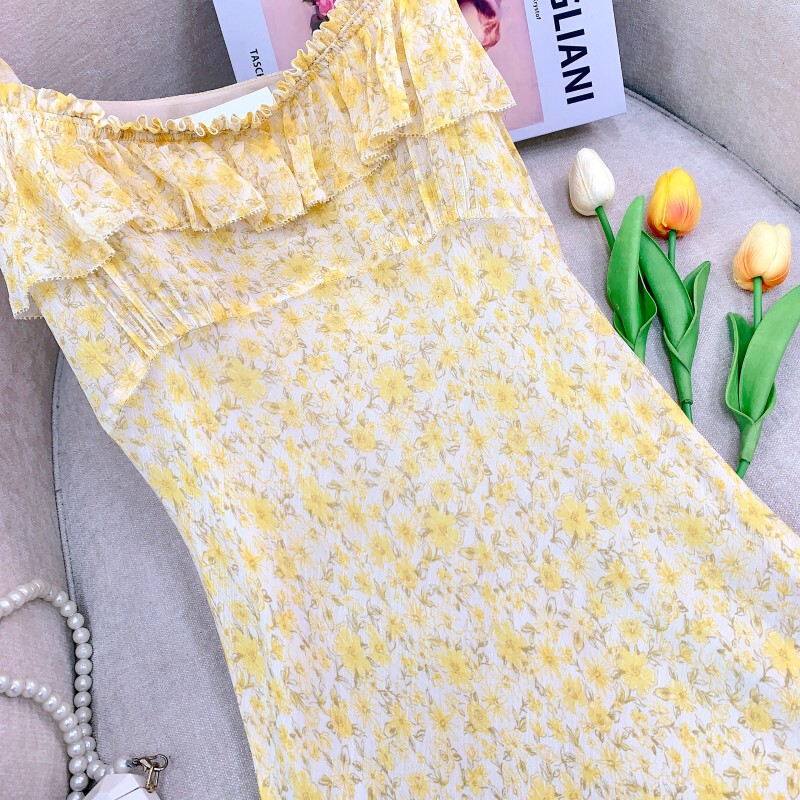 Đầm hai dây in hoa pháp dáng trung dài cổ vuông — Cúc vàng-áo vest, Hoa cúc vàng-váy, Quế màu hồng-váy