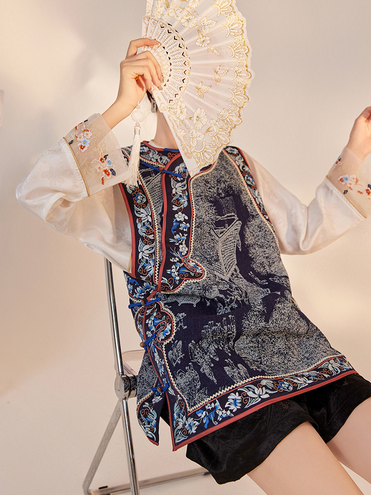 Áo vest nữ in họa tiết hoa cài khuy cổ tròn dáng rộng — Màu xanh lam